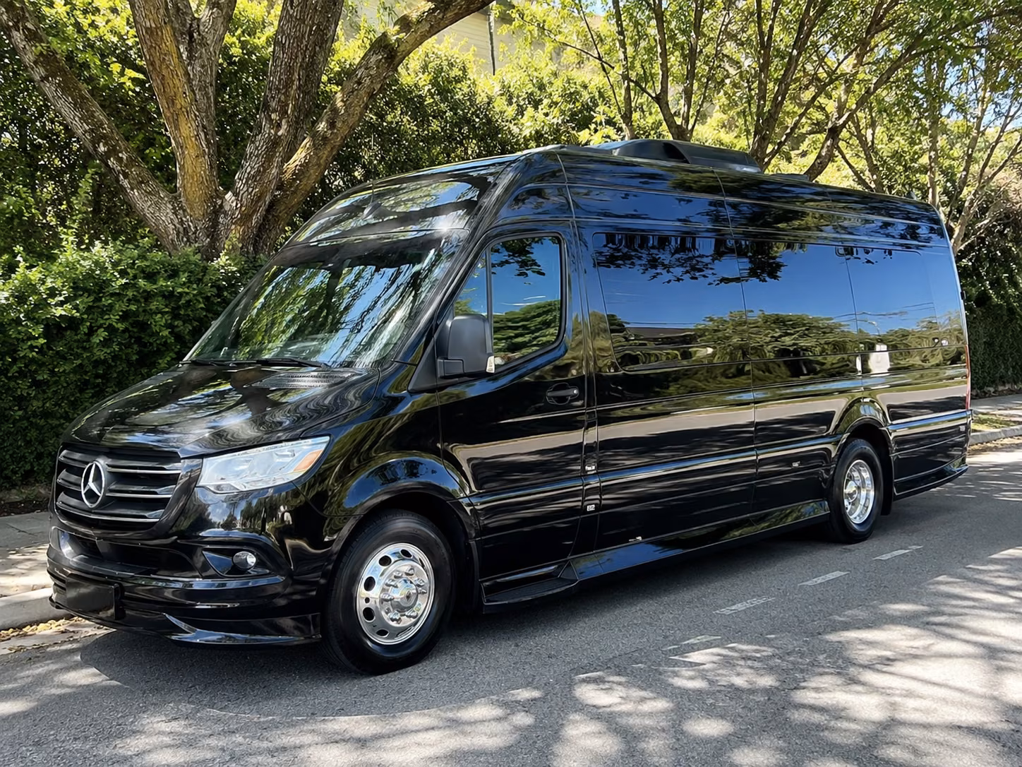 find the perfect transportation for your next corporate event 2