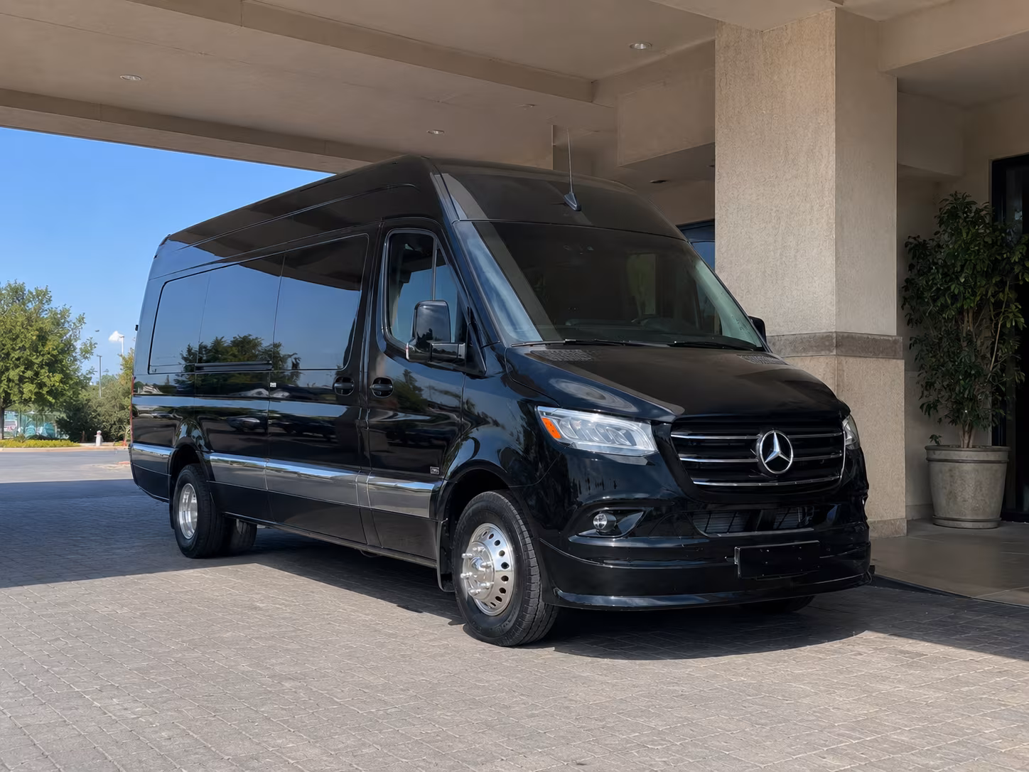 find the perfect transportation for your next wedding 3
