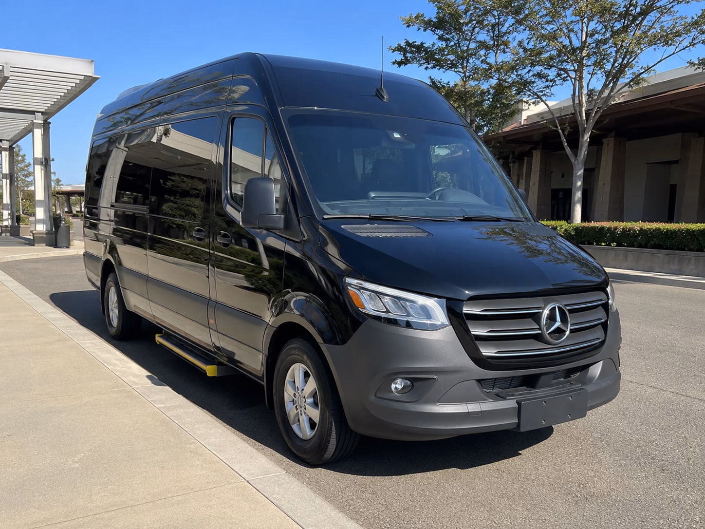 fort worth 12 passenger sprinter van