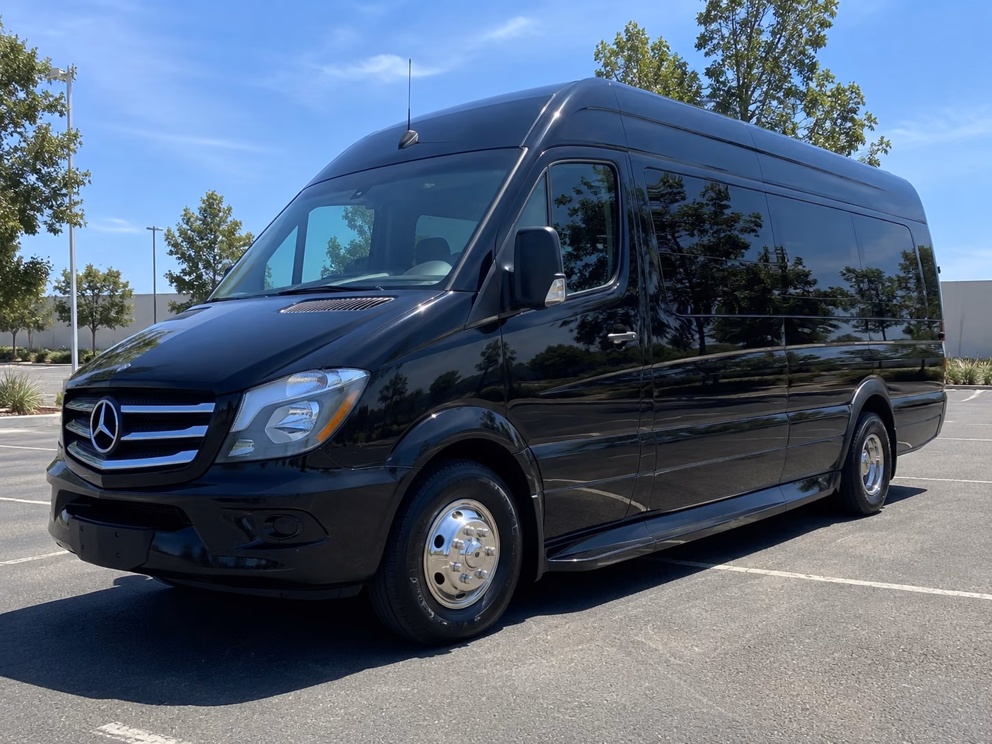 fort worth 8 passenger sprinter van